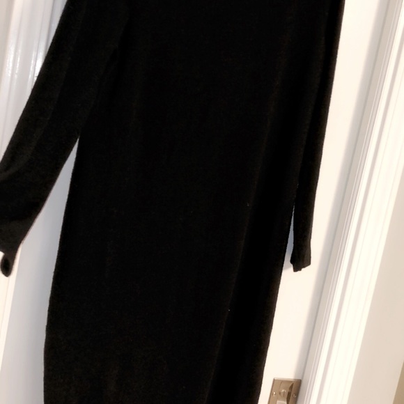 Old Navy Maternity Black Midi Dress - Picture 5 of 5